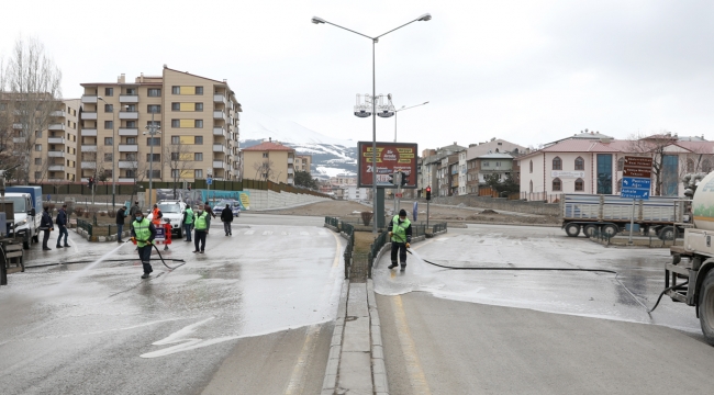 Büyükşehir'in Salgınla Mücadele Çalışmaları Hız Kesmeden Sürüyor