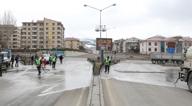 Büyükşehir'in Salgınla Mücadele Çalışmaları Hız Kesmeden Sürüyor 