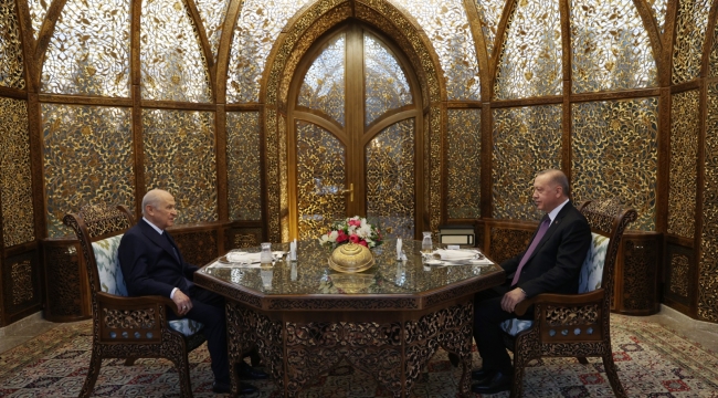 Cumhurbaşkanı Erdoğan ile MHP Genel Başkanı Bahçeli, iftar yemeğinde bir araya geldi