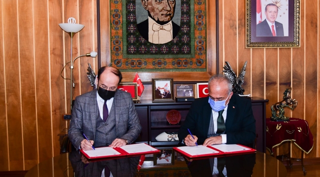 ETÜ ile Atatürk Üniversitesi İş Birliği Protokolü İmzaladı 
