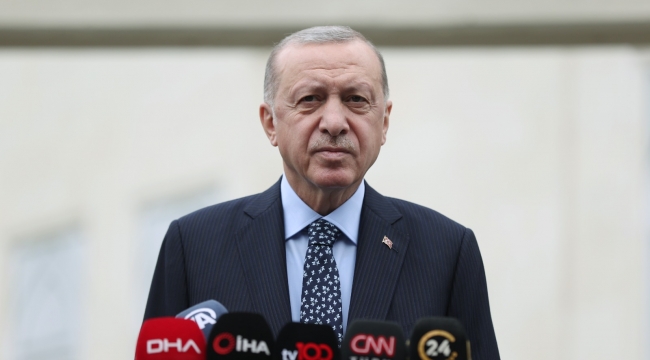 Cumhurbaşkanı Erdoğan, cuma namazının ardından basın mensuplarına açıklamalarda bulundu