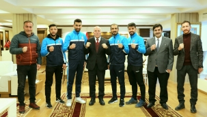 Büyükşehir'in Altın Yumrukları Ordu'da Destan Yazdı