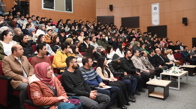 BİTES Yönetim Kurulu Başkanı ETÜ'lü Gençlerle Bir Araya Geldi 