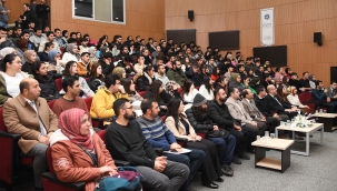 BİTES Yönetim Kurulu Başkanı ETÜ'lü Gençlerle Bir Araya Geldi 