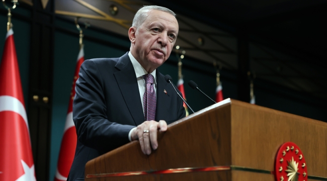 "Çalışanlarımız ve emeklilerimiz başta olmak üzere insanımızın refah düzeyini yükseltmek için canla başla çalışıyoruz"