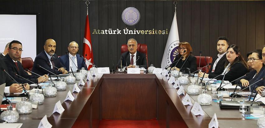 6550 Değerlendirme Paneline Rektör Çomaklı Başkanlık Yaptı