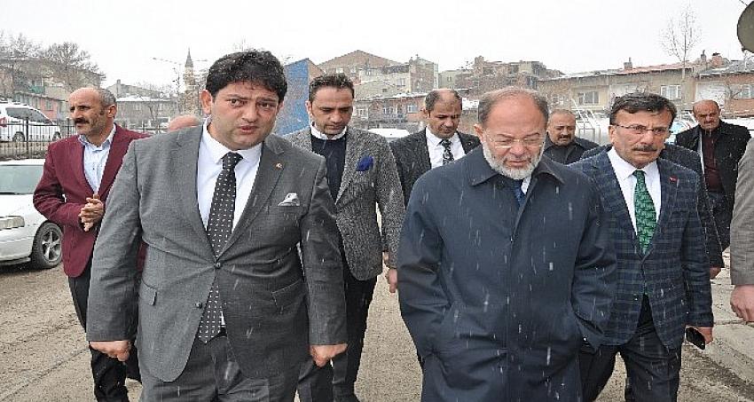 Akdağ'dan, ETB Başkanı Hakan Oral'a ziyaret