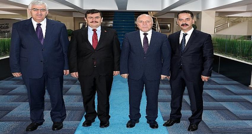 Başkan Sekmen: 'Erzurum değerler üstü bir şehirdir'