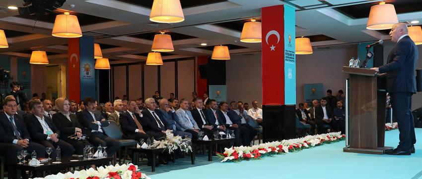 Erzurum'da yerel yönetimler zirvesi