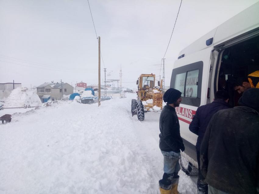 Erzurum'da Karla Mücadele Sürüyor