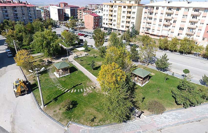 Büyükşehir'den Yunusemre Mahallesine Park