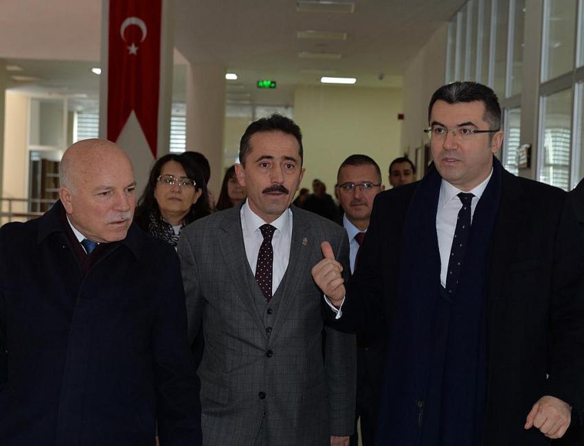 Vali Memiş; Bilgi güçtür