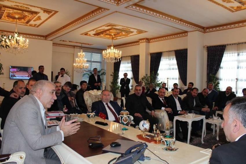 Çat Belediye Başkanı Arif Hikmet Kılıç,STK yöneticilerini ağırladı