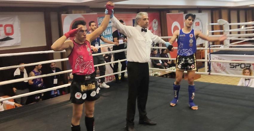 Atatürk Üniversitesi,MuayThai'deKürsüden İnmedi