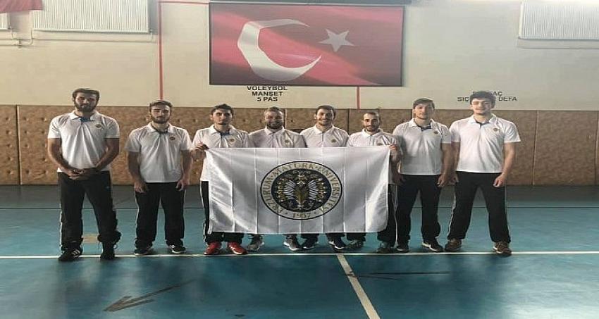 Atatürk Üniversitesi Boks takımı şampiyonaya katılıyor