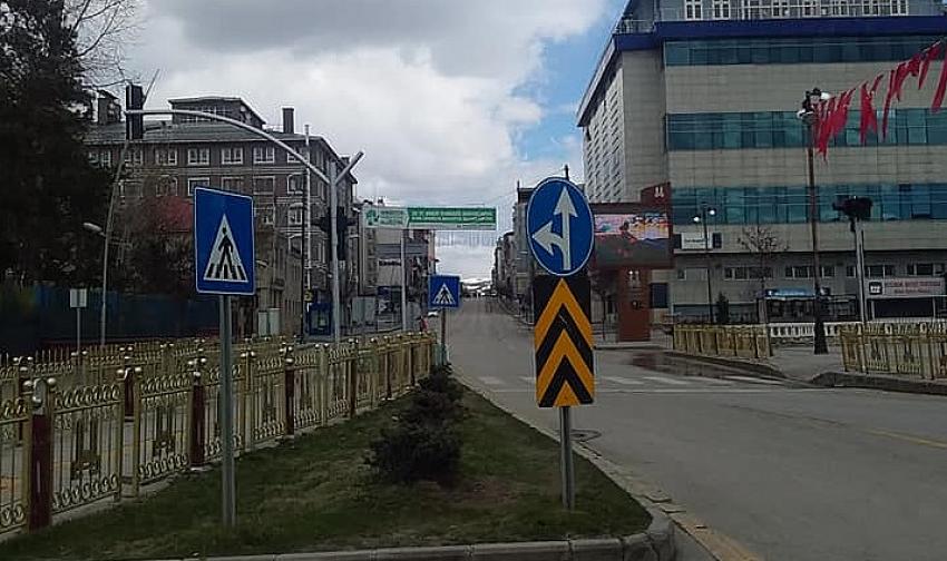 Erzurum'da Sokağa Çıkan 50 Kişiye Ceza Kesti