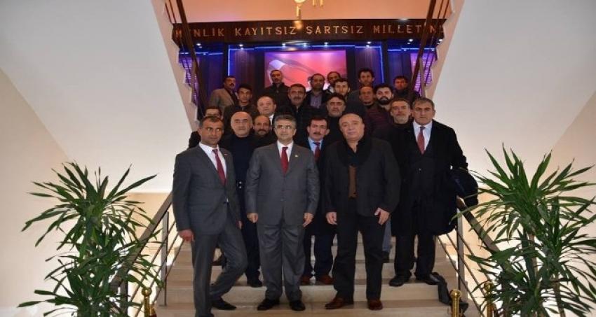 MHP Milletvekili Aydın'dan Çat Belediyesi'ne ziyaret
