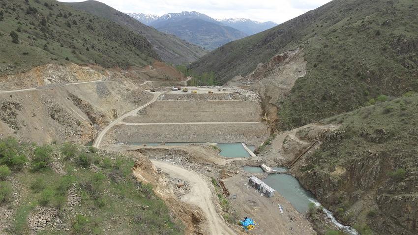 ERZURUM MADEN KÖPRÜBAŞI BARAJINDA ÇALIŞMALAR ARALIKSIZ DEVAM EDİYOR