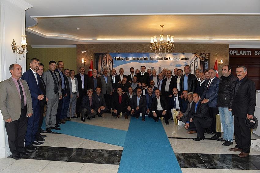 Vali Memiş: Ülkenin kalkınmasında muhtarların büyük rolü var