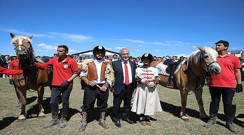 Erzurum MYO Atlı Mezuniyet Töreni Düzenledi