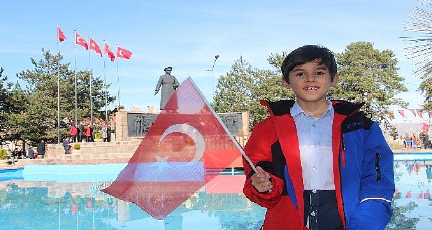 29 Ekim Cumhuriyet Bayramı Erzurum'da coşkuyla kutlandı