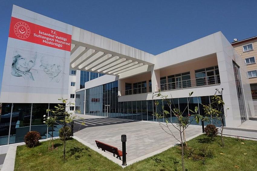 'Yaşlıların sağlığı için çiçek ve hediye göndermeyin'