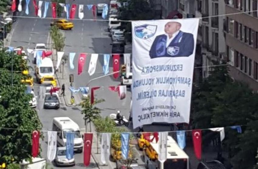 Başkan Kılıç istanbul Sokaklarını Mavi Beyaz Bayraklarıyla Donattı