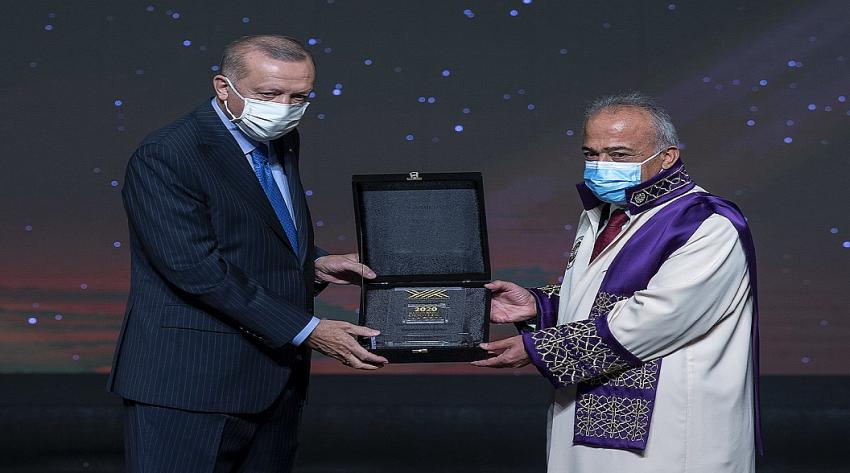  YÖK 2020 Üstün Başarı Ödülü Atatürk Üniversitesinin
